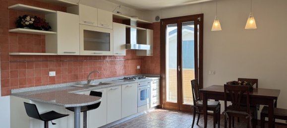 Apartamento de 2 habitaciónes en Camponogara, Italy No. 295967 4