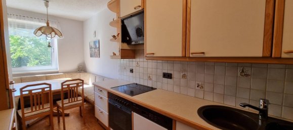 3-salle Appartement à St. Polten, Austria No. 230119 4