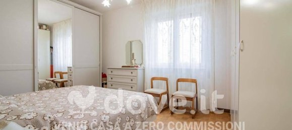 3-salle Appartement à Mediglia, Italy No. 32050 16