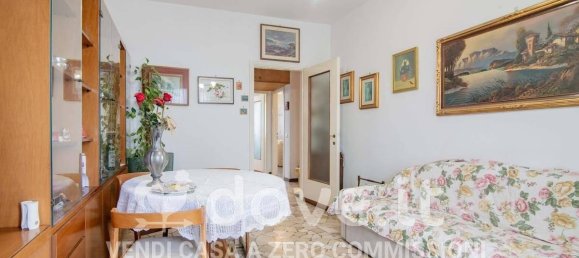 3-salle Appartement à Mediglia, Italy No. 32050 6