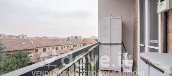 3-salle Appartement à Mediglia, Italy No. 32050 52