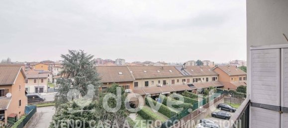 3-salle Appartement à Mediglia, Italy No. 32050 39