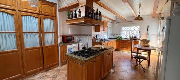 8 bedrooms House in Alicante, Spain No. 168385 16