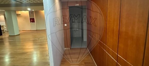 مستودع في Felgueiras, Portugal 303متر مربع رقم 38556 12