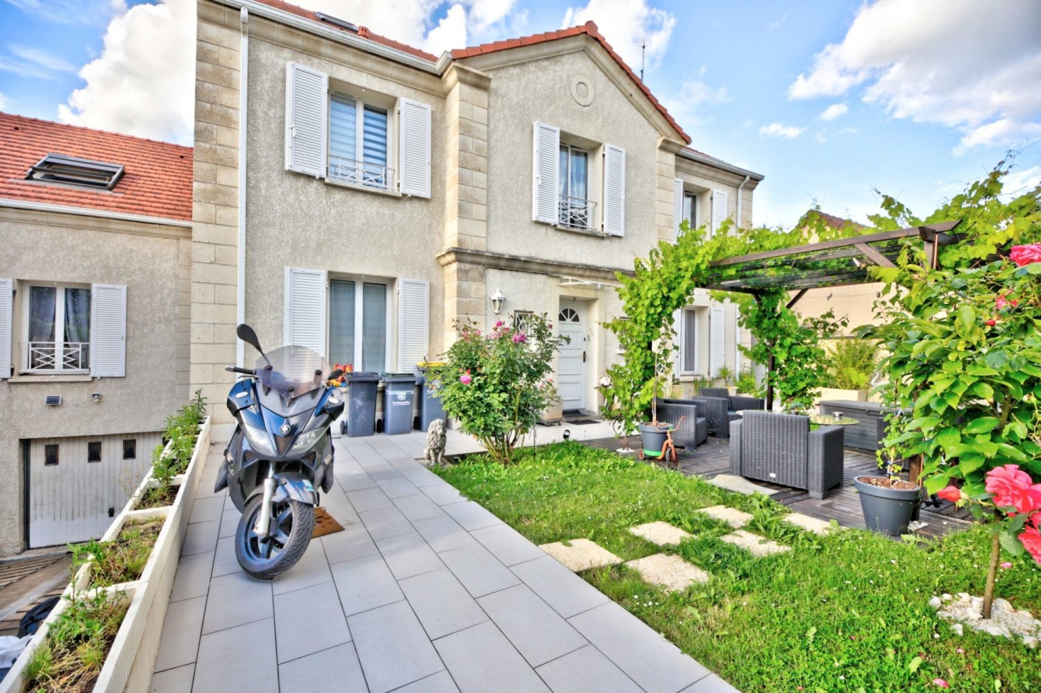 5 Schlafzimmer Villa in Bois-d'Arcy, France, Nr. 121119