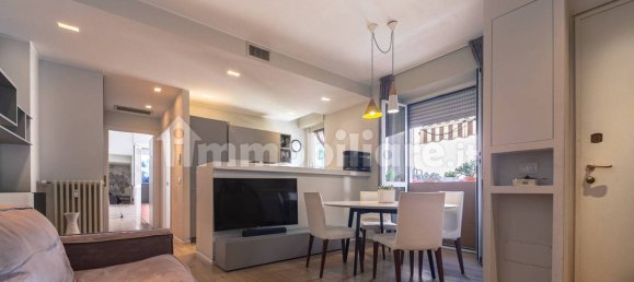 1 Schlafzimmer Wohnung in Milan, Italy, Nr. 377316 3