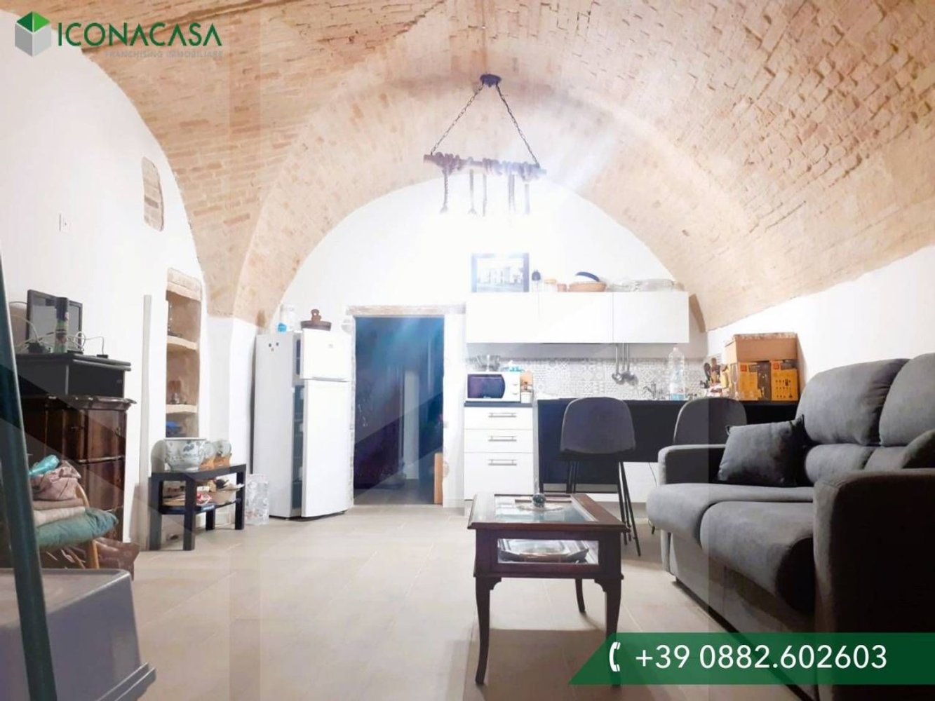 Casa de 2 habitaciónes en San Severo, Italy No. 23971