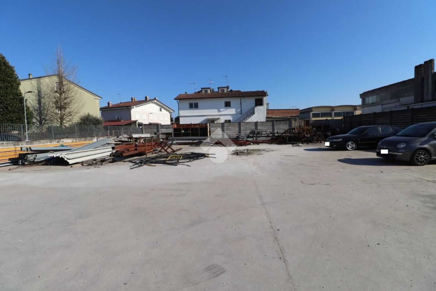 Terrain à Roverbella, Italy 660m² No. 61394