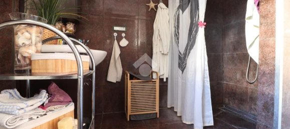 3 rooms Apartment in Trieste, Italy No. 282447 13