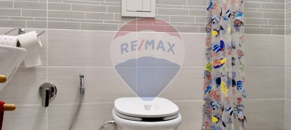 Квартира с 3 спальнями в Анкона, Италия № 270512 40