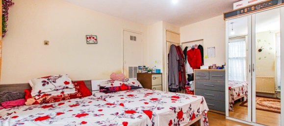 Apartment in Bethnal Green, United Kingdom No. 2147 6