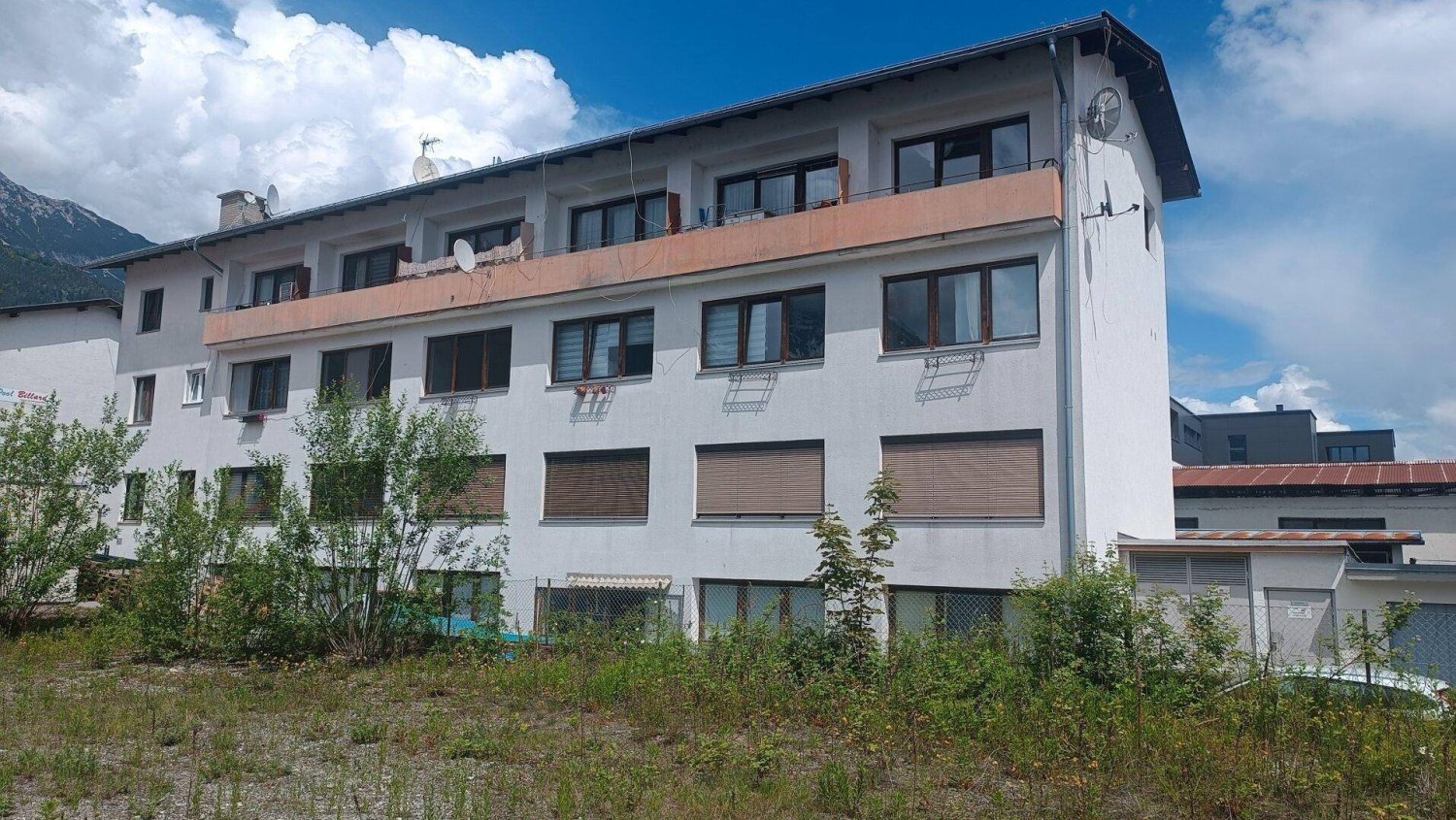 879m² Commercial property in Innsbruck-Stadt, Austria No. 103450