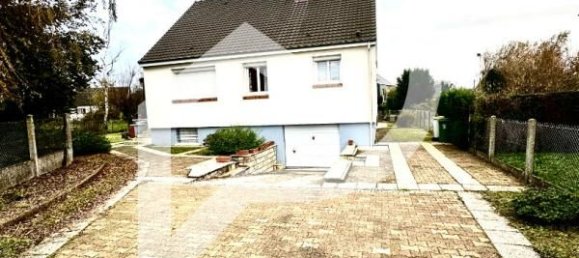 4 bedrooms House in Saint-Jean-de-la-Ruelle, France No. 152457 9