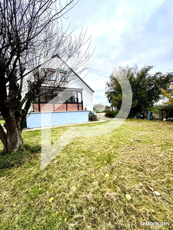 4 bedrooms House in Saint-Jean-de-la-Ruelle, France No. 152457