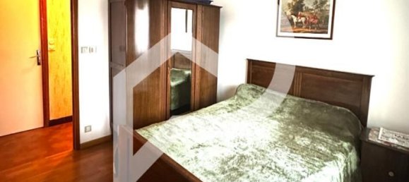 4 bedrooms House in Saint-Jean-de-la-Ruelle, France No. 152457 6