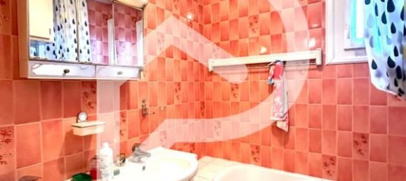 4 bedrooms House in Saint-Jean-de-la-Ruelle, France No. 152457 7