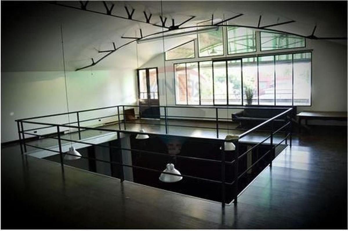 Studio in General San Martin, Argentina, Nr. 12128