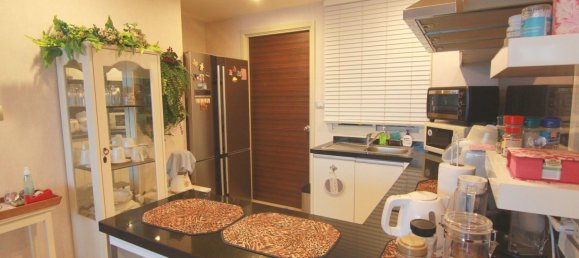 3 bedrooms Condo in Khlong San, Thailand No. 9413 6