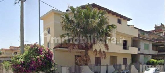 4 Schlafzimmer Wohnung in Gioia Tauro, Italy, Nr. 187954 13