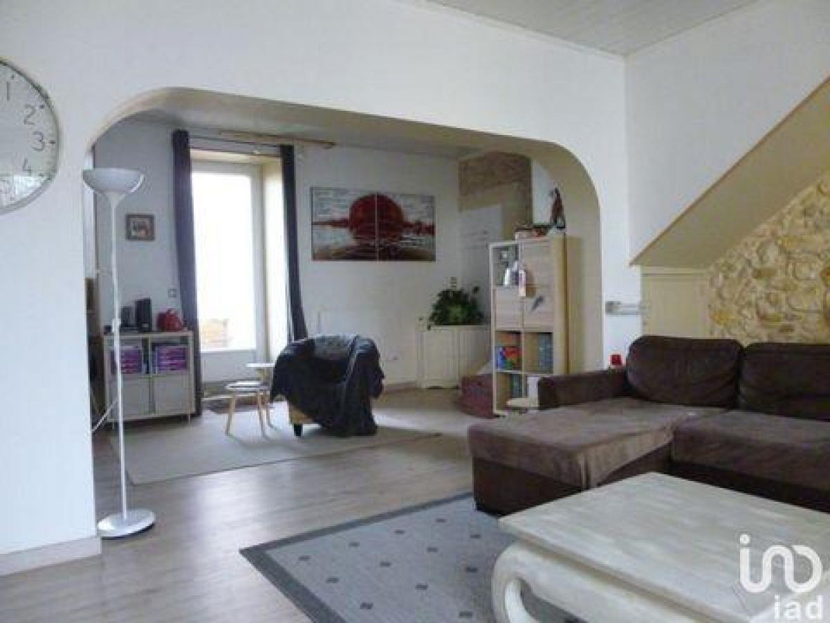 5 bedrooms House in Begadan, France No. 3353