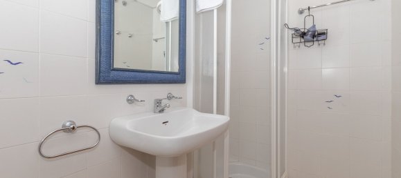 2 bedrooms Apartment in Estepona, Spain No. 170040 7