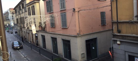 Квартира с 5 комнатами в Тортона, Италия № 177525 8