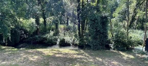 Terreno en Amboise, France No. 94650 4