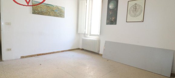 Квартира с 3 комнатами в Монтеварки, Италия № 230838 7