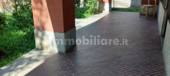 1 room Commercial property in Sondrio, Italy No. 295867 3