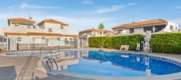 Вилла с 3 спальнями в Аликанте, Испания № 188261 2