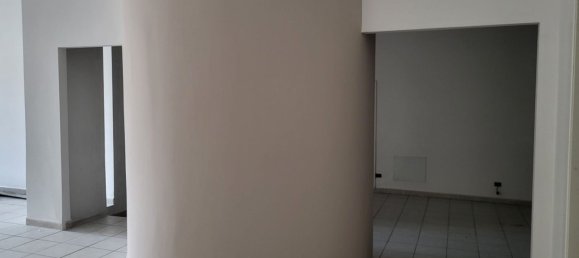 Propriété commerciale à Caltanissetta, Italy 94m² No. 48764 5