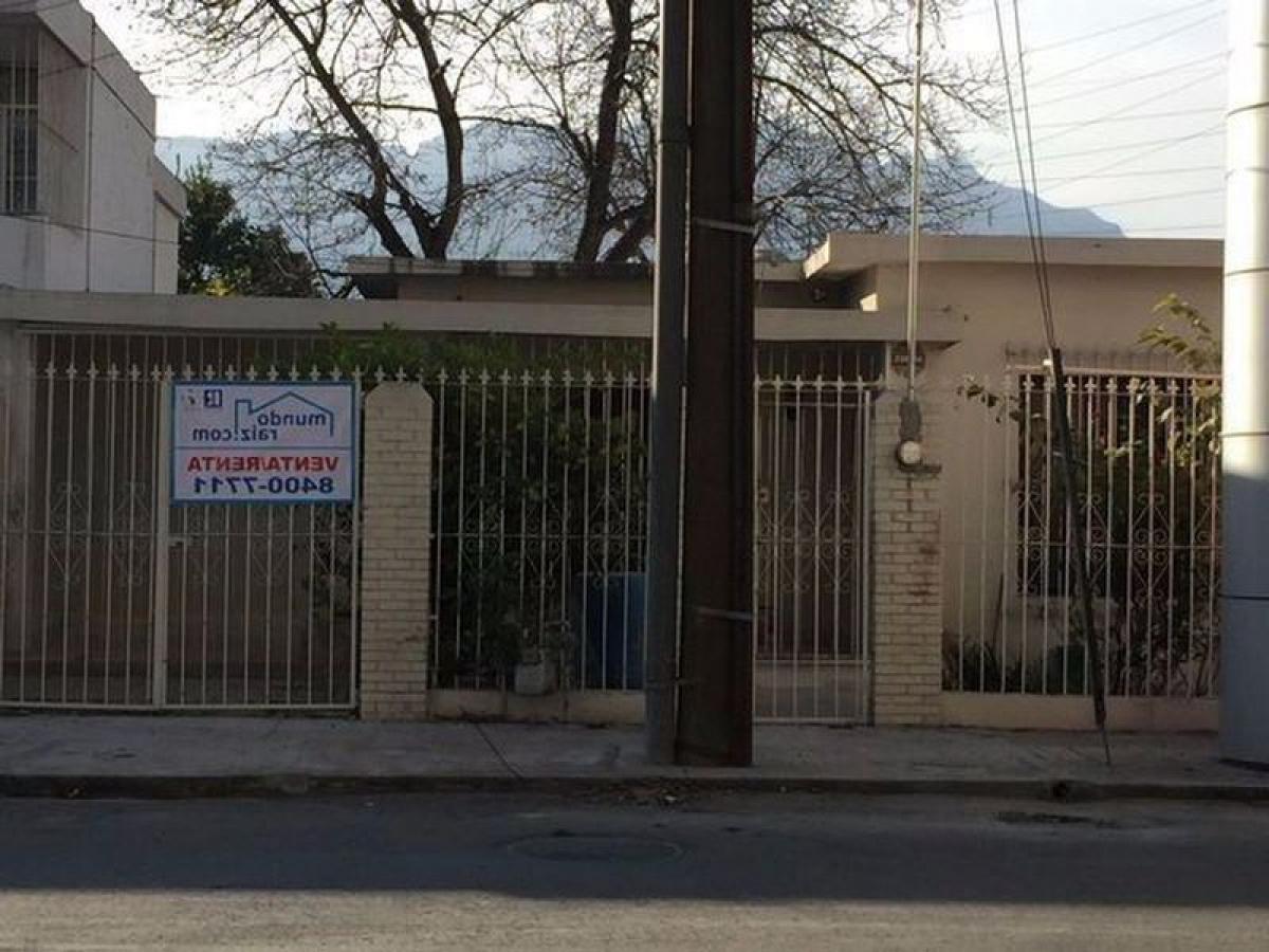 Дом с 4 спальнями в Нуэво Леон, Мексика № 154131