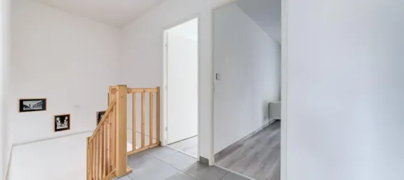 3 Schlafzimmer Haus in Venissieux, France, Nr. 351142 6