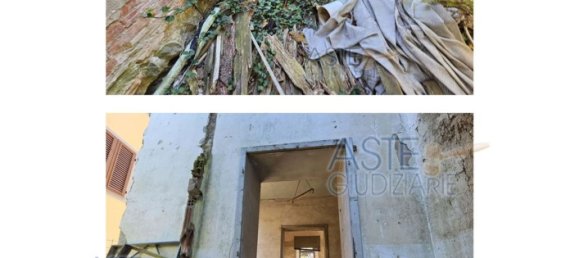 15 bedrooms House in Pescia, Italy No. 342627 5