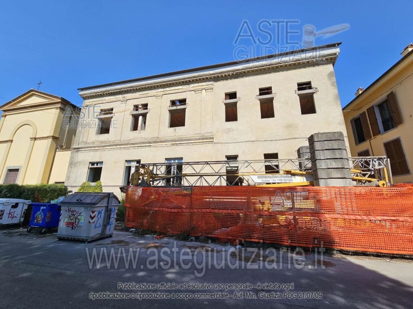 15 bedrooms House in Pescia, Italy No. 342627