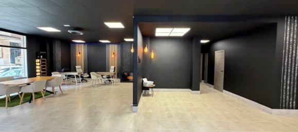 121 m² propiedad comercial en venta en Torrevieja, Alicante, Comunidad Valenciana, Spain № 370087 14