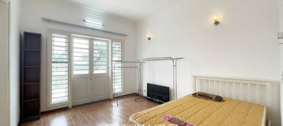 5 bedrooms House in Tay Ho, Vietnam No. 632 21