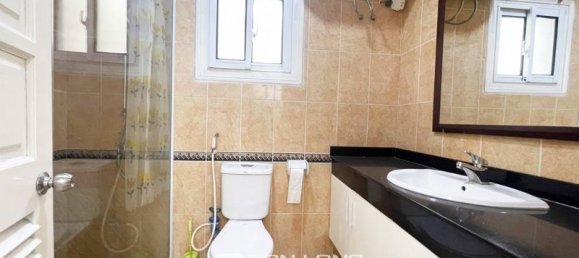 5 bedrooms House in Tay Ho, Vietnam No. 632 16