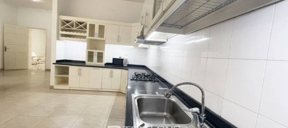 5 bedrooms House in Tay Ho, Vietnam No. 632 11