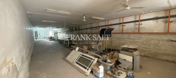 Magasin à Saint Paul's Bay, Malta 235m² No. 47 4