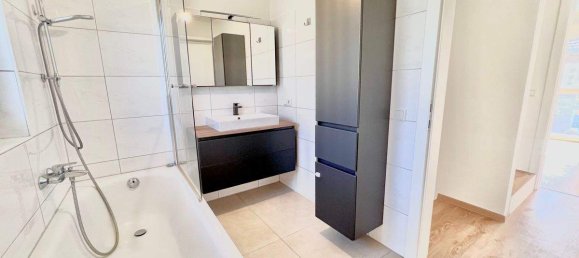 4 rooms Townhouse in Burmoos, Austria No. 203574 8