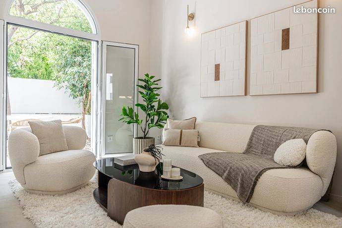 5 bedrooms House in Nice, France No. 307571