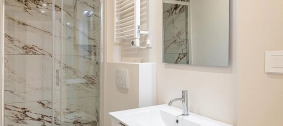 5 bedrooms House in Nice, France No. 307571 17