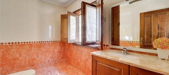 5 bedrooms House in Valongo do Vouga, Portugal No. 41455 11