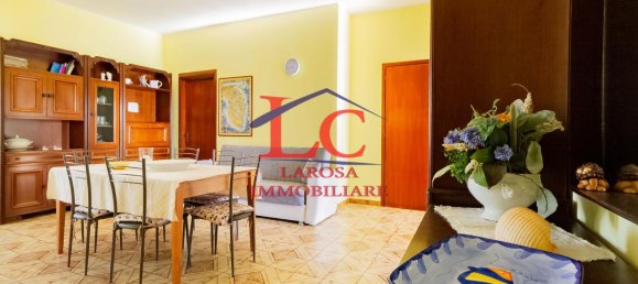 6 rooms Apartment in Melendugno, Italy No. 5184 3