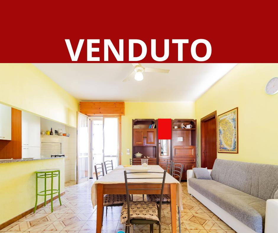 6 rooms Apartment in Melendugno, Italy No. 5184
