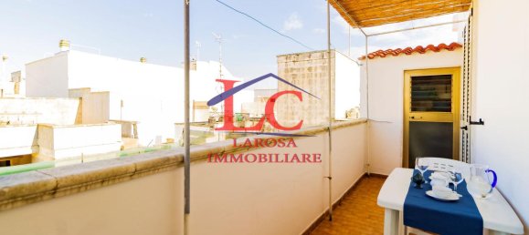 6 rooms Apartment in Melendugno, Italy No. 5184 10