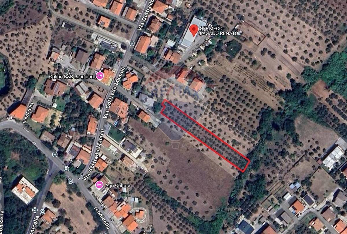 1800m² Land in Lanciano, Italy No. 395998
