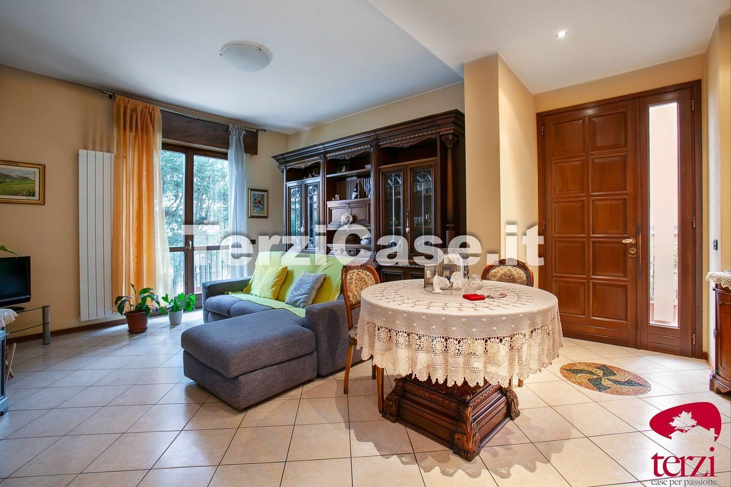 4 Schlafzimmer Wohnung in Gorle, Italy, Nr. 394680