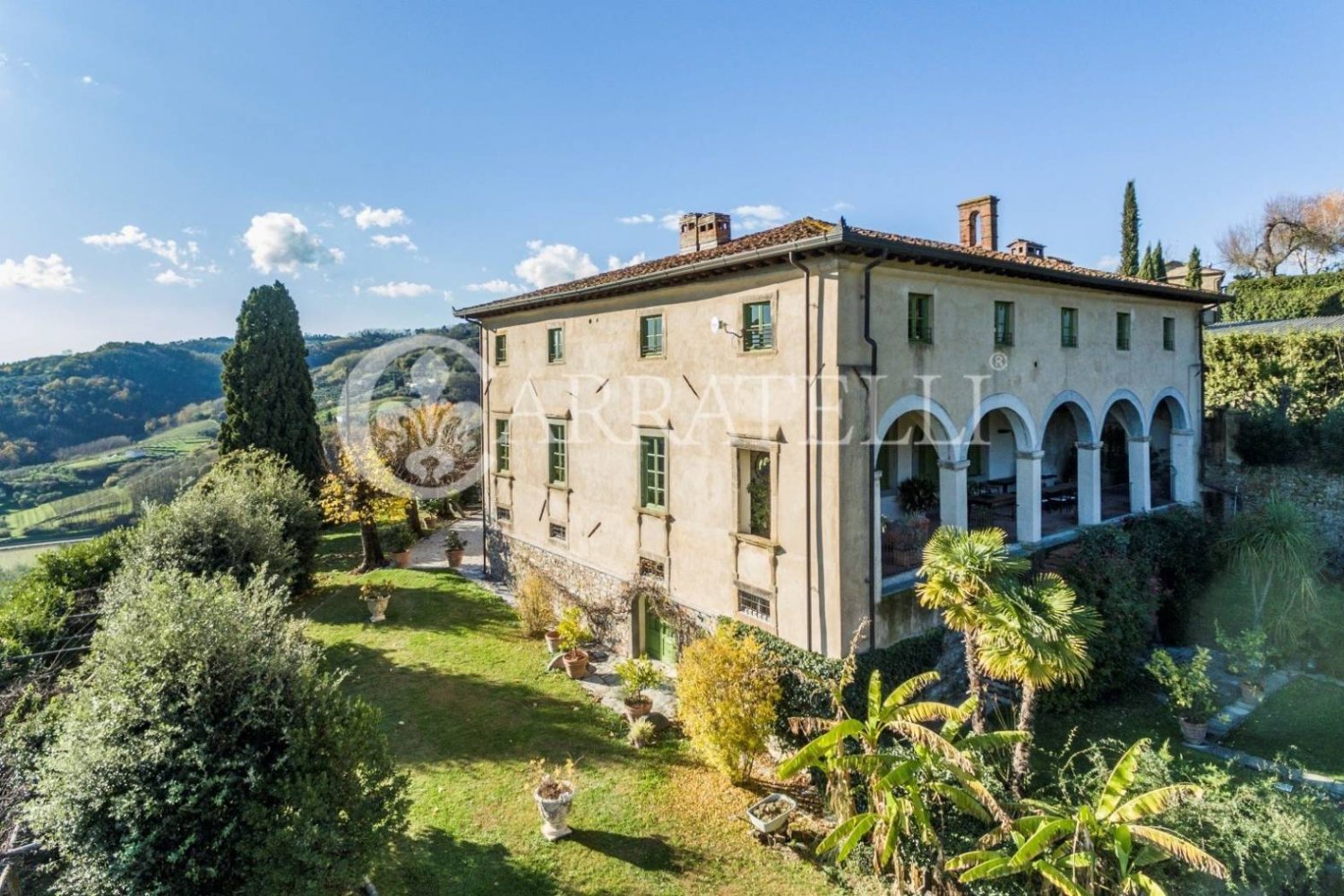 10 غرف نوم فيلا في Lucca, Italy رقم 102380